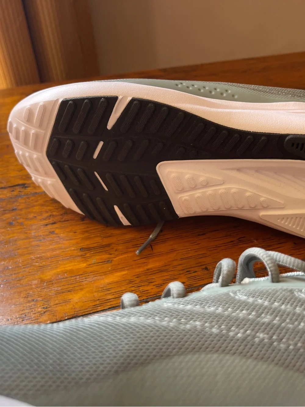 NEW  Reebok Men's Mesh Running Sneakers - Sage Green